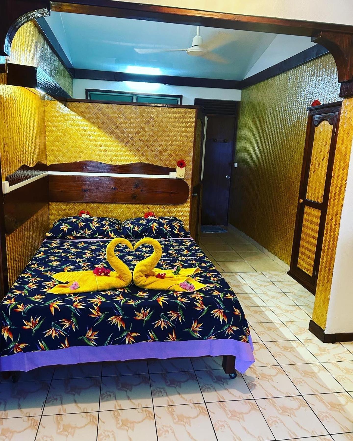 Raiatea Bellevue Hotel อุตูโรอา ภายนอก รูปภาพ